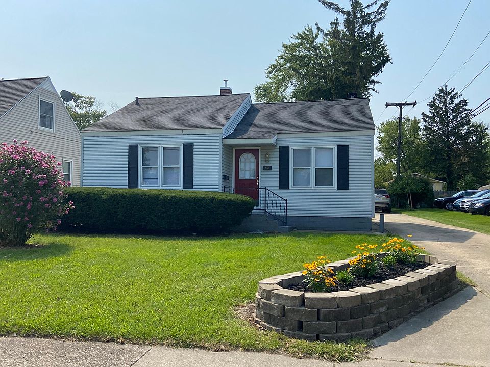 1st image of 836 Napier Ave