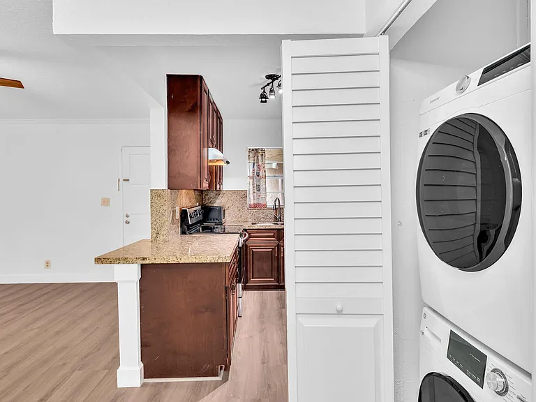 1291 NW 13th St #445D — Photo 23