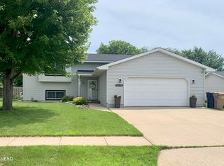 1830 5th St NE, Watertown, SD 57201
