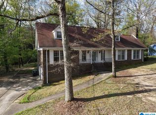 831 Hillcrest Rd, Birmingham, AL 35235