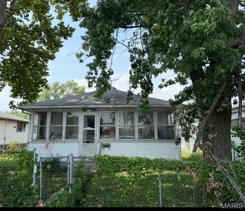 109 S Shamrock St, East Alton, IL, 62024