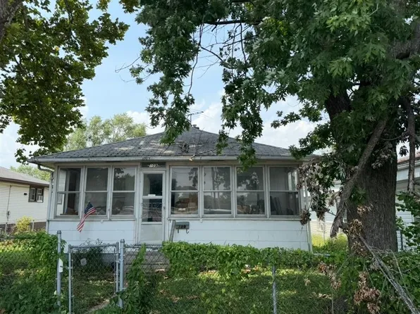 109 S Shamrock St, East Alton, IL 62024