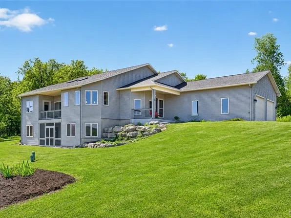 35 Melinda Ln, Tully, NY 13159