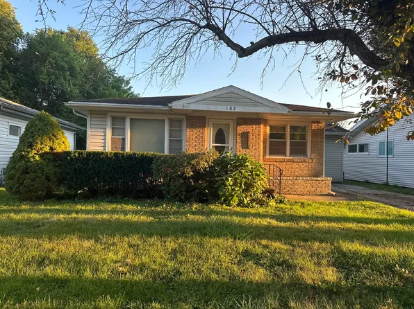 182 W Ray St, Bourbonnais, IL 60914