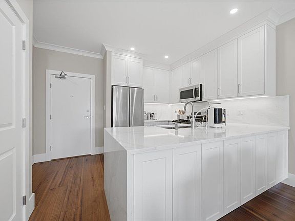 3rd image of 4280 Moncton St #306