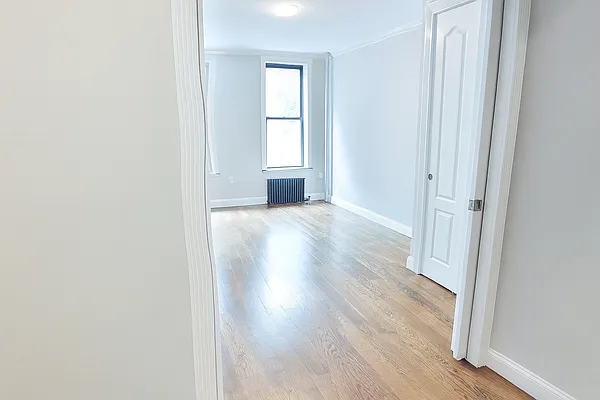 Rented by Tahari Realty LLC | media 13