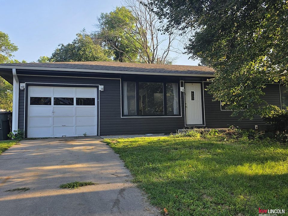 1st image of 7147 Aylesworth Ave