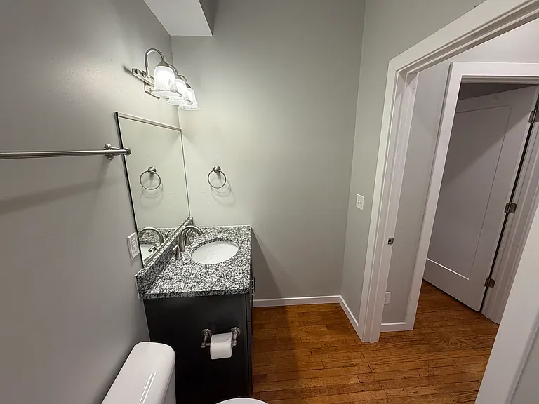 606 W Ohio St #103 — Photo 13
