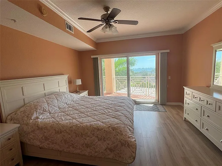 1188 N Tamiami Trl #403 — Photo 10