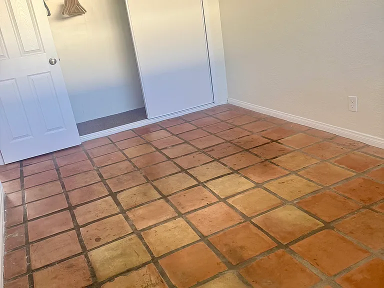 350 W Chino Canyon Rd #11 — Photo 8