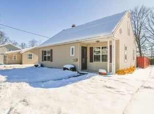 1319 W Commercial St, Appleton, WI 54914