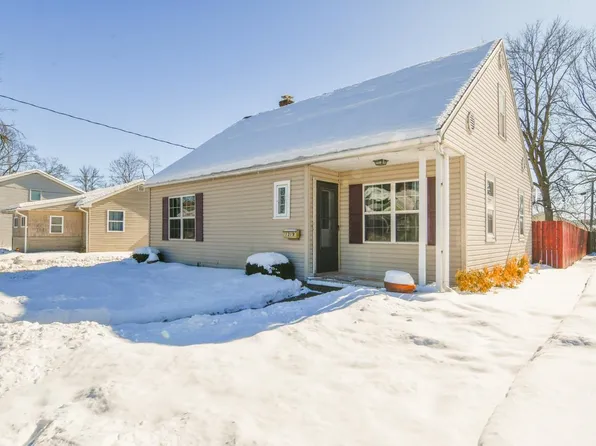 1319 W Commercial St, Appleton, WI 54914