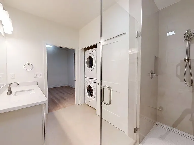 8404 Ascolano Ave — Photo 35