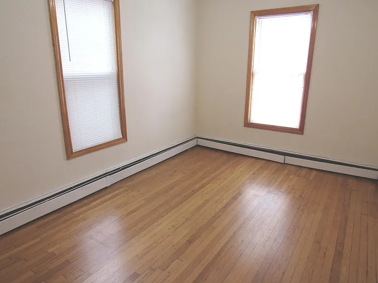 188 Hillside St #2 — Photo 11