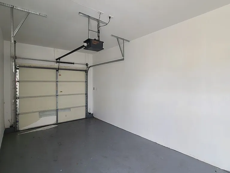 1300 S Arlington St #202 — Photo 31
