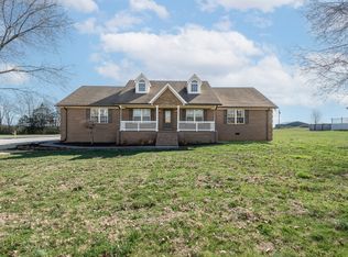 2351 Feedmill Rd, Chapel Hill, TN 37034