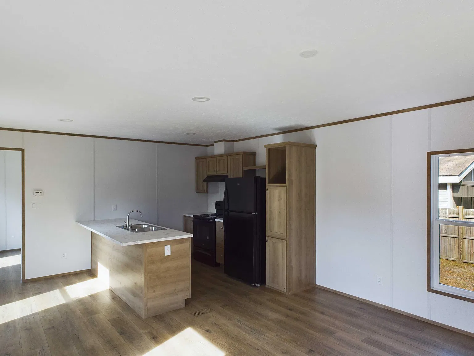 2 bed, 2.0 bath, 850 sqft, $1,500 — Photo 4