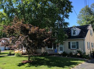 303 Warren Rd, Hatboro, PA 19040