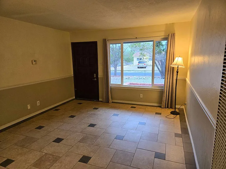 1500 Shirley St NE — Photo 24