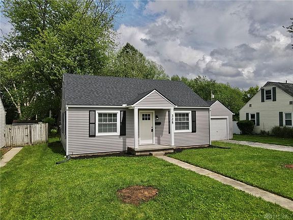 3rd image of 325 Armand Dr