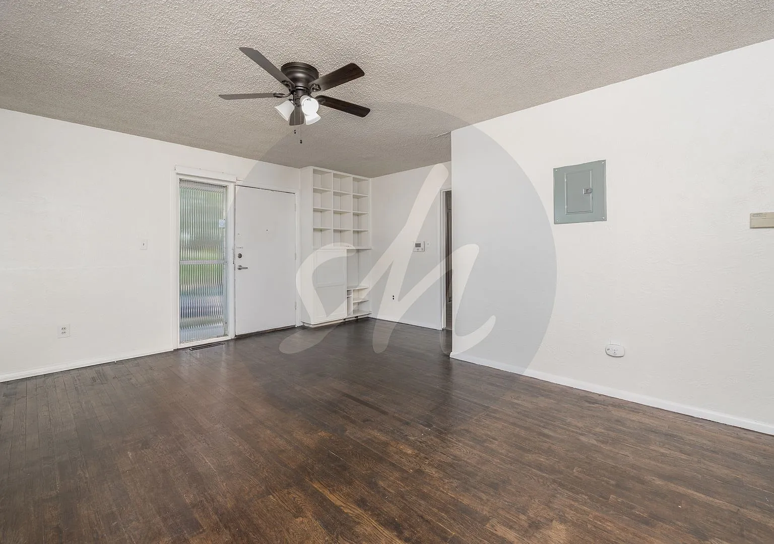 Charming 2 bed 1 bath duplex in downtown Colorado Springs — Photo 2