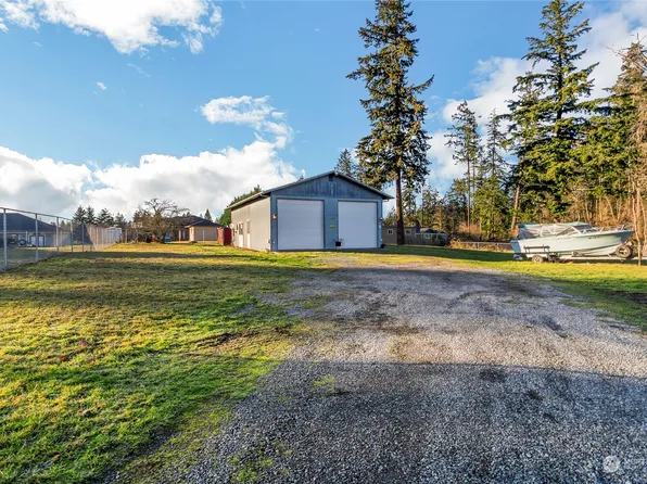 2907 208th Street E, Spanaway, WA 98387