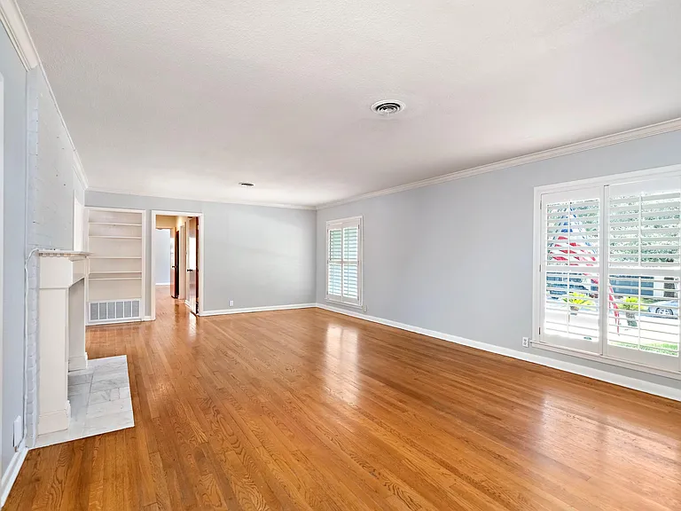 705 Eventide Dr — Photo 6