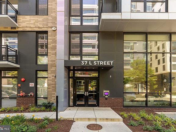 2nd image of 37 L St SE #301