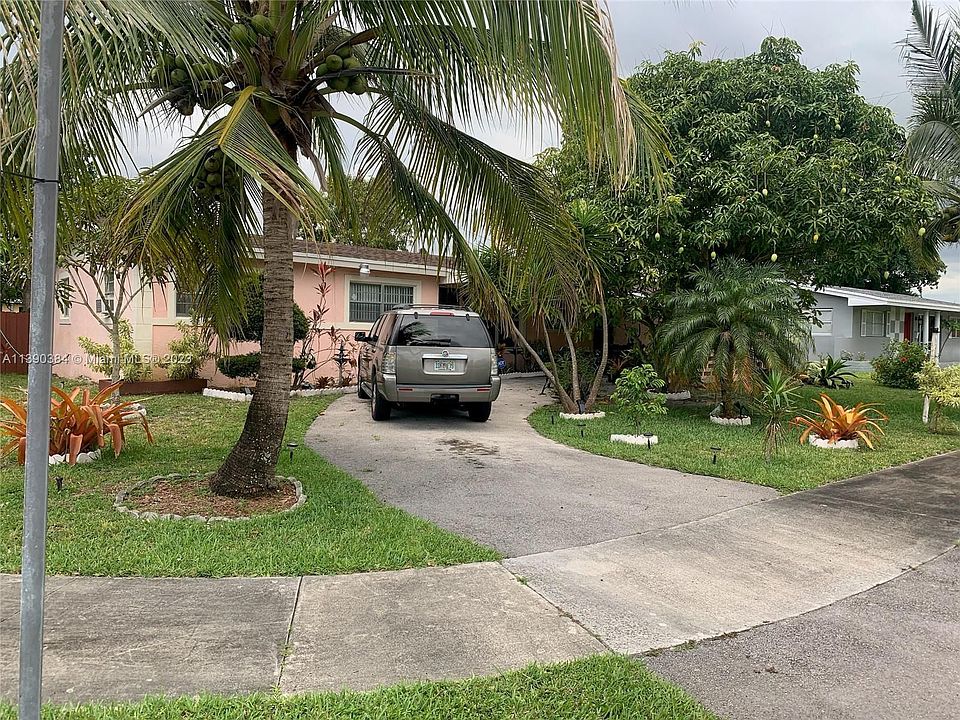 2nd image of 1930 NW 188th Ter