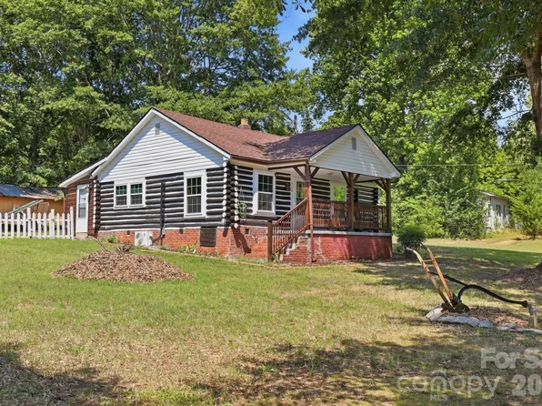114 Beacon Hl, Ellenboro, NC 28040