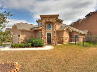 8142 Poconos Run, San Antonio, TX 78255