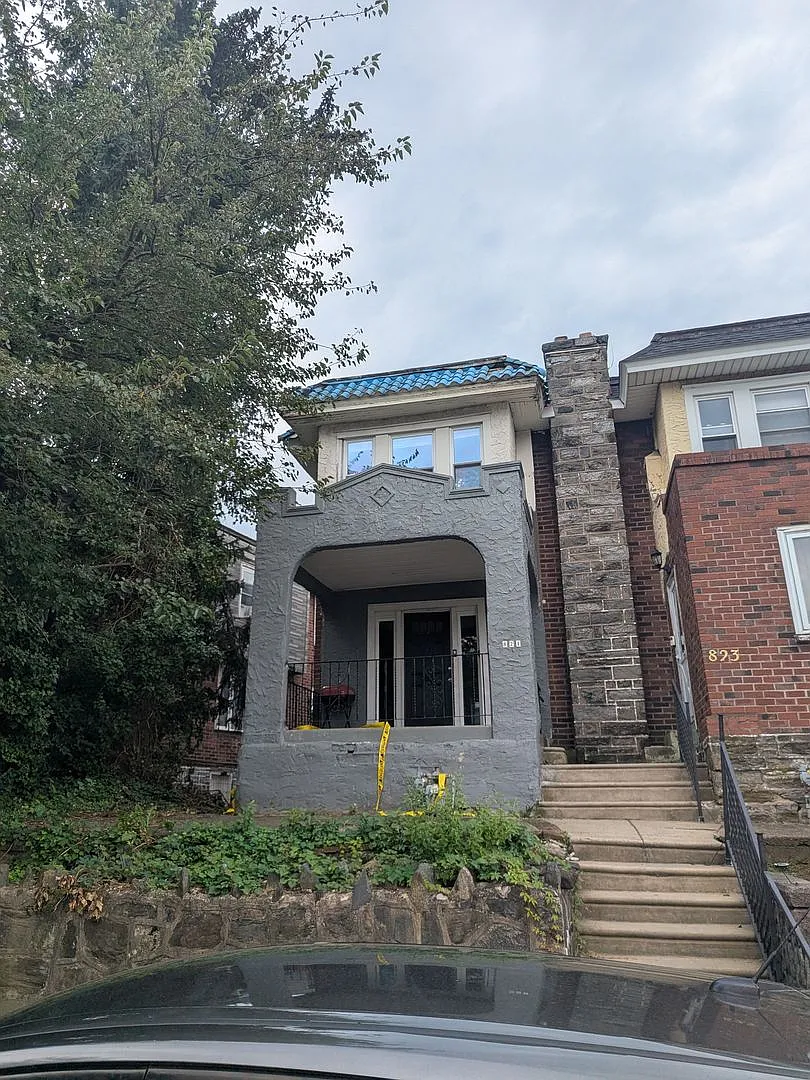 Front Porch Row - Yadon — Photo 1
