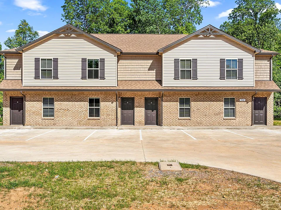 260 Smithson Ln