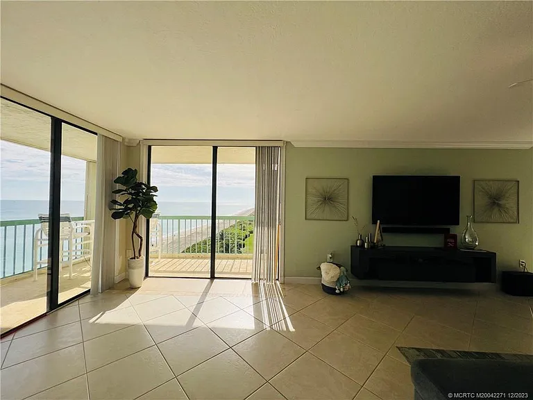 9900 S Ocean Dr #810 — Photo 35