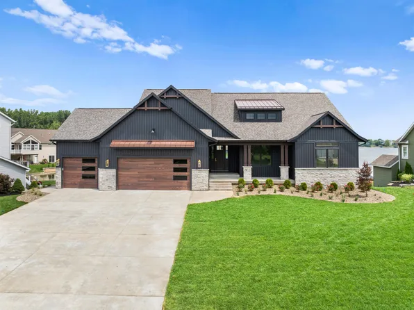 6028 22nd Ave, Hudsonville, MI 49426