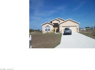 203 Partridge St, Lehigh Acres, FL 33974