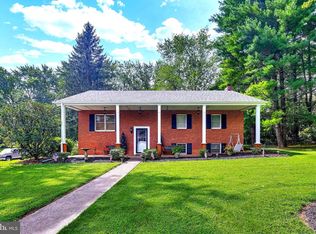 2704 Debbie Ct, Finksburg, MD 21048