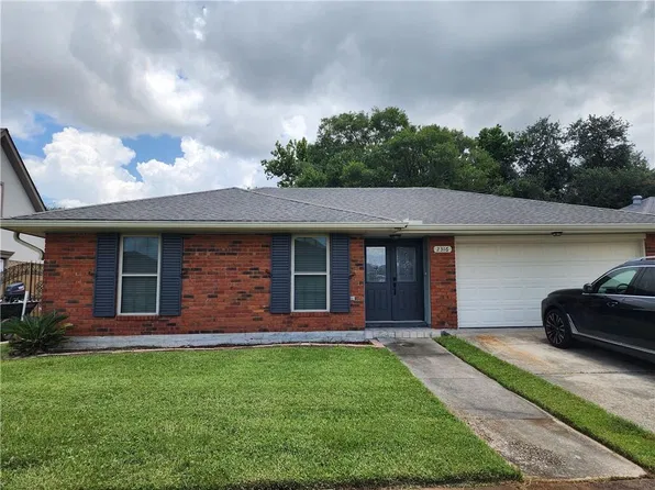 2316 Stall Dr, Harvey, LA 70058