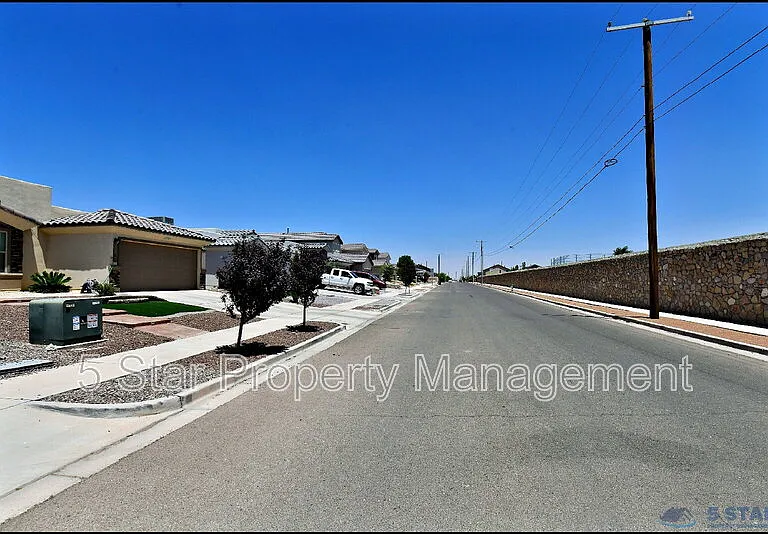963 Aircoupe Way — Photo 46