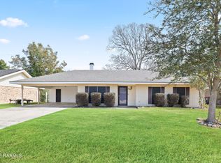229 Vivian Dr, Lafayette, LA 70508