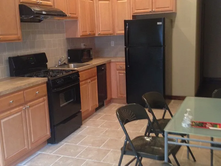 3223 Wallace St — Photo 3