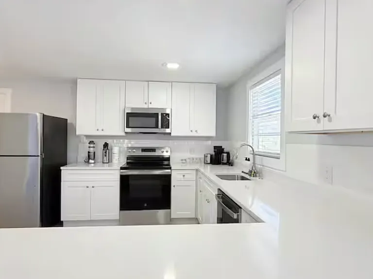 208 Chester St #9 — Photo 1
