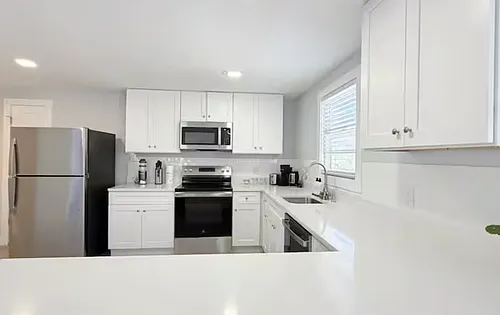 208 Chester St Photo 1