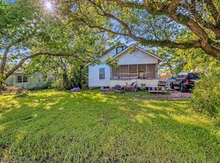3034 Caroline St, Needville, TX 77461