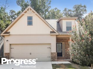 1006 Allegiance Dr, Locust Grove, GA 30248