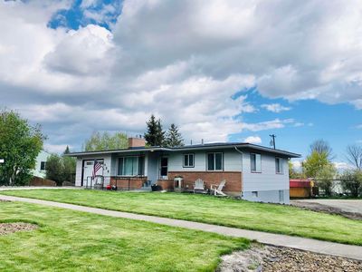 429 W Walnut St, Genesee, ID, 83832