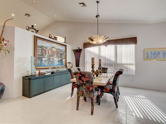 5th image of 8828 Shoal Creek Ln