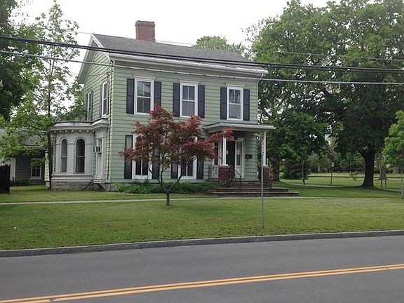 2nd image of 33 Cayuga St