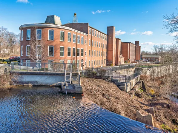 10 Main Street #304, Berlin, CT 06037