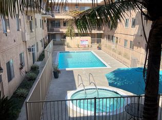 662 Hayvenhurst Ave #311, Van Nuys, CA 91406